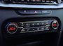 Kia Xceed 1.0 T-GDi DynamicLine | Trekhaak | Achteruitrijcamera | Parkeersensoren achter | Apple/Android Carplay | Navi | Climate Control | LMV