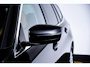 BMW 3-Serie Touring 320e Luxury Line - Trekhaak - Panoramadak - Active Cruise Control - Stuurwielrand verwarmd - Elektrisch verstelbare/verwarmde stoelen - Geluiddempende/Getinte ruiten - Parking Assistant -