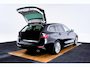 BMW 3-Serie Touring 320e Luxury Line - Trekhaak - Panoramadak - Active Cruise Control - Stuurwielrand verwarmd - Elektrisch verstelbare/verwarmde stoelen - Geluiddempende/Getinte ruiten - Parking Assistant -