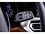 BMW 3-Serie Touring 320e Luxury Line - Trekhaak - Panoramadak - Active Cruise Control - Stuurwielrand verwarmd - Elektrisch verstelbare/verwarmde stoelen - Geluiddempende/Getinte ruiten - Parking Assistant -