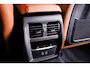 BMW 3-Serie Touring 320e Luxury Line - Trekhaak - Panoramadak - Active Cruise Control - Stuurwielrand verwarmd - Elektrisch verstelbare/verwarmde stoelen - Geluiddempende/Getinte ruiten - Parking Assistant -