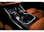 BMW 3-Serie Touring 320e Luxury Line - Trekhaak - Panoramadak - Active Cruise Control - Stuurwielrand verwarmd - Elektrisch verstelbare/verwarmde stoelen - Geluiddempende/Getinte ruiten - Parking Assistant -