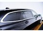 BMW 3-Serie Touring 320e Luxury Line - Trekhaak - Panoramadak - Active Cruise Control - Stuurwielrand verwarmd - Elektrisch verstelbare/verwarmde stoelen - Geluiddempende/Getinte ruiten - Parking Assistant -