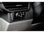 Ford E-Transit Custom 340 L2H1 Limited 71 kWh | 218pk | Camera | Keyless | Lichtmetalen Velgen | CarPlay/Android Auto | Stoelverwarming | Bijrijdersbank
