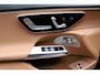 Mercedes-Benz E-klasse Estate 300 e Business Solution Luxury Luchtvering, Panoramadak, Trekhaak, Rijassistentiepakket