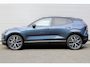 Volvo EX30 P5 Long Range Plus Black Edition Europa 69 kWh | Elektrisch Verstelbare Bestuurdersstoel Met Geheugen | Elektrisch Verstelbare Passagiersstoel | Harman/Kardon | Stuurverwarming | Stoelverwarming | Getint Glas | 20-inch Lichtmetalen Velgen Glossy Black/Diamond Cut | BLIS | Keyless | Elektrische Achterklep | Dark Flax Inleg | Black Interieur | Adaptieve Cruise Control | Pilot Assist | Achteruitrijcamera |