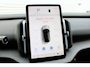 Volvo EX30 P5 Long Range Plus Black Edition Europa 69 kWh | Elektrisch Verstelbare Bestuurdersstoel Met Geheugen | Elektrisch Verstelbare Passagiersstoel | Harman/Kardon | Stuurverwarming | Stoelverwarming | Getint Glas | 20-inch Lichtmetalen Velgen Glossy Black/Diamond Cut | BLIS | Keyless | Elektrische Achterklep | Dark Flax Inleg | Black Interieur | Adaptieve Cruise Control | Pilot Assist | Achteruitrijcamera |