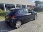 Peugeot 208 1.2 PureTech Signature 110pk