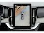 Volvo XC90 T8 Plug-in hybrid AWD Ultra Dark | Luchtvering | Panoramadak | All-season banden |  Trekhaak | Head up display | Premium audio by Bowers&Wilkins | 360 graden camera | Verwarmbare voorstoelen met massagefunctie en ventilatie