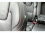 Volvo XC90 T8 Plug-in hybrid AWD Ultra Dark | Luchtvering | Panoramadak | All-season banden |  Trekhaak | Head up display | Premium audio by Bowers&Wilkins | 360 graden camera | Verwarmbare voorstoelen met massagefunctie en ventilatie