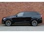 Volvo XC90 T8 Plug-in hybrid AWD Ultra Dark | Luchtvering | Panoramadak | All-season banden |  Trekhaak | Head up display | Premium audio by Bowers&Wilkins | 360 graden camera | Verwarmbare voorstoelen met massagefunctie en ventilatie