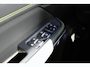 Lynk & Co 01 276PK Automaat Core / Adaptieve cruise control / Stoel - en stuurwielverarming / Parkeersensoren met camera / Apple carplay /Metallic lak / 19" lichtmetalen velgen