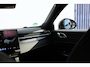 Lynk & Co 01 276PK Automaat Core / Adaptieve cruise control / Stoel - en stuurwielverarming / Parkeersensoren met camera / Apple carplay /Metallic lak / 19" lichtmetalen velgen