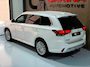 Mitsubishi Outlander 2.4 PHEV Intense+ / Lederen Bekleding / Keyless / Stoel Verwarming / Elektrische Stoelen / Ect... /