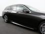 Mercedes-Benz C-klasse Estate 200 AMG Line Climate control Achteruitrijcamera Wegklapbare trekhaak Navigatie Dodehoek assistent LED Sfeerverlichting Adaptieve cruise control Verwarmde voorstoelen Elektrische kofferbak