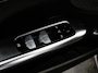 Mercedes-Benz C-klasse Estate 200 AMG Line Climate control Achteruitrijcamera Wegklapbare trekhaak Navigatie Dodehoek assistent LED Sfeerverlichting Adaptieve cruise control Verwarmde voorstoelen Elektrische kofferbak