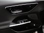 Mercedes-Benz C-klasse Estate 200 AMG Line Climate control Achteruitrijcamera Wegklapbare trekhaak Navigatie Dodehoek assistent LED Sfeerverlichting Adaptieve cruise control Verwarmde voorstoelen Elektrische kofferbak