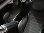 Mercedes-Benz C-klasse Estate 200 AMG Line Climate control Achteruitrijcamera Wegklapbare trekhaak Navigatie Dodehoek assistent LED Sfeerverlichting Adaptieve cruise control Verwarmde voorstoelen Elektrische kofferbak