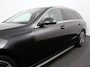 Mercedes-Benz C-klasse Estate 200 AMG Line Climate control Achteruitrijcamera Wegklapbare trekhaak Navigatie Dodehoek assistent LED Sfeerverlichting Adaptieve cruise control Verwarmde voorstoelen Elektrische kofferbak