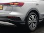 Audi Q4 e-tron 50 quattro Advanced edition 82 kWh 300pk Dealer O.H. | Apple Carplay | Voorstoelen Verwarmd | Navigatie Plus | 19"L.M | LED | Cruise Control | DAB | Virtual |