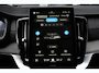 Volvo XC90 2.0 T8 FACELIFT Plug-in hybrid AWD Ultra Dark | 455 PK | Panoramadak | Bowers & Wilkins | Luchtvering | Trekhaak | Volvo XC90 2.0 T8 FACELIFT Plug-in hybrid AWD Ultra Dark met 2.0 liter 4-cilinder benzinemotor en plug-in hybride aandrijving, voorzien van panoramadak, Bowers & Wilkins premium audiosysteem,