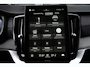 Volvo XC90 2.0 T8 FACELIFT Plug-in hybrid AWD Ultra Dark | 455 PK | Panoramadak | Bowers & Wilkins | Luchtvering | Trekhaak | Volvo XC90 2.0 T8 FACELIFT Plug-in hybrid AWD Ultra Dark met 2.0 liter 4-cilinder benzinemotor en plug-in hybride aandrijving, voorzien van panoramadak, Bowers & Wilkins premium audiosysteem,