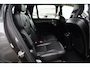 Volvo XC90 2.0 T8 FACELIFT Plug-in hybrid AWD Ultra Dark | 455 PK | Panoramadak | Bowers & Wilkins | Luchtvering | Trekhaak | Volvo XC90 2.0 T8 FACELIFT Plug-in hybrid AWD Ultra Dark met 2.0 liter 4-cilinder benzinemotor en plug-in hybride aandrijving, voorzien van panoramadak, Bowers & Wilkins premium audiosysteem,