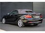 BMW 2-Serie Cabrio 220i Luxury Line Xenon - M Sport stuurwiel - Sportstoel