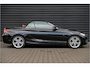 BMW 2-Serie Cabrio 220i Luxury Line Xenon - M Sport stuurwiel - Sportstoel