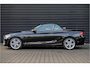 BMW 2-Serie Cabrio 220i Luxury Line Xenon - M Sport stuurwiel - Sportstoel