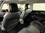 Volkswagen Passat Variant 1.5 eTSI Elegance Business Navi / Carplay / Stoel- & Stuurverw. / Head-Up / Climate & Cruise Cntrl.