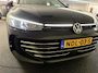 Volkswagen Passat Variant 1.5 eTSI Elegance Business Navi / Carplay / Stoel- & Stuurverw. / Head-Up / Climate & Cruise Cntrl.