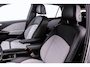Volkswagen ID.3 Pro 58 kWh 204pk Automaat Adaptive cruise control, Navigatie, Achteruitrijcamera, Stuurwiel verwarmd, LED koplampen, Stoelverwarming