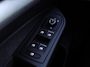 Volkswagen Golf 1.0 TSI Life 110pk | Dealer onderhouden | LED | Navigatie | Achteruitrijcamera | Cruise control | Stoel- & Stuurverwarming | Climate control | Draadloze telefoonlader |