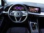 Volkswagen Golf 1.0 TSI Life 110pk | Dealer onderhouden | LED | Navigatie | Achteruitrijcamera | Cruise control | Stoel- & Stuurverwarming | Climate control | Draadloze telefoonlader |