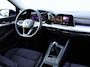 Volkswagen Golf 1.0 TSI Life 110pk | Dealer onderhouden | LED | Navigatie | Achteruitrijcamera | Cruise control | Stoel- & Stuurverwarming | Climate control | Draadloze telefoonlader |