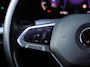 Volkswagen Golf 1.0 TSI Life 110pk | Dealer onderhouden | LED | Navigatie | Achteruitrijcamera | Cruise control | Stoel- & Stuurverwarming | Climate control | Draadloze telefoonlader |