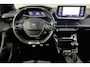 Peugeot 2008 1.2 PureTech GT-Line | Camera | Panoramadak | Half lederen bekleding | Apple Carplay