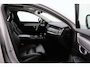 Volvo V90 T6 Ultra Dark | Panoramadak | Trekhaak | 360-camera | Head-Up | Harman/Kardon
