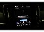 Volvo V90 T6 Ultra Dark | Panoramadak | Trekhaak | 360-camera | Head-Up | Harman/Kardon