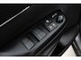 Toyota Yaris Cross 1.5 Hybrid 115 Dynamic | Apple Carplay / Android Auto | Stoelverwarming | Parkeersensoren voor/achter | Keyless | Adaptive Cruise | Full LED | Clima | Camera | 17 inch