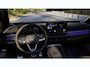 Volkswagen T-Roc 1.5 eTSI 150PK DSG R-Line / Resterende Fabrieksgarantie tot 28-1 2028 / Trekhaak / Elektrische Achterklep / Matrix Koplampen / 18'' LMV / VW