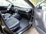 Toyota Auris Touring Sports 1.8 Hybrid Lease Pro Automaat Panoramadak Achteruirijcamera Stoelverwarming Xenon Keyless Leer/Stof Pdc Lm Velgen Pdc Trekhaak***Dealer Ondrhouden***