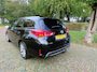 Toyota Auris Touring Sports 1.8 Hybrid Lease Pro Automaat Panoramadak Achteruirijcamera Stoelverwarming Xenon Keyless Leer/Stof Pdc Lm Velgen Pdc Trekhaak***Dealer Ondrhouden***