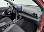 Toyota Yaris Cross 1.5 Hybrid Dynamic + | Dodehoek detectie | Stoel+stuurverwarming | Parkeersensoren voor+achter | LED Matrix | Trekhaak | Navigatie | Apple CarPlay/Android Auto | Cruise Control Adaptive | Draadloze telefoonlader