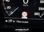 Volvo XC60 2.0 T5 AWD R-Design Pano | Trekhaak | Pilot Ass. | HUD |