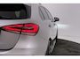 Mercedes-Benz A-klasse 180 Business Solution | AMG-Line | Panoramadak | Memory | Stoelverwarming | CarPlay | Climate Control |