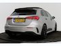 Mercedes-Benz A-klasse 180 Business Solution | AMG-Line | Panoramadak | Memory | Stoelverwarming | CarPlay | Climate Control |