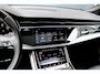 Audi Q8 55 TFSI e quattro S edition | Pano | Softclose | B&O | HUD | Massage | Trekhaak | Memory
