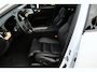 Volvo XC60 2.0 T8 Plug-in hybrid AWD Ultra Black Edition Luchtvering | Bowers & Wilkins